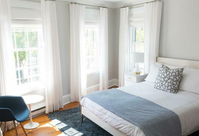 חדר דלוקס, Pippa