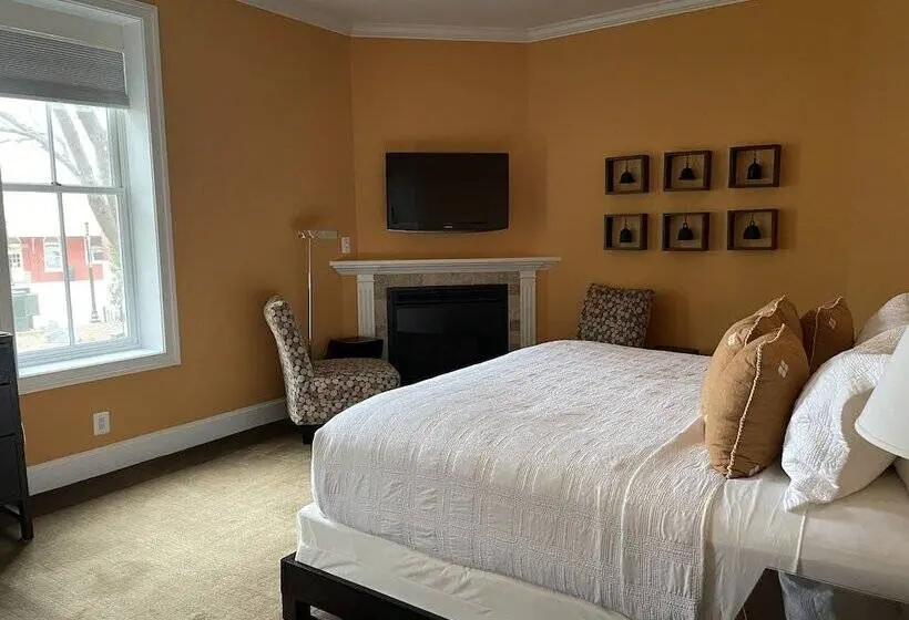 Sviitti, Suites At 249