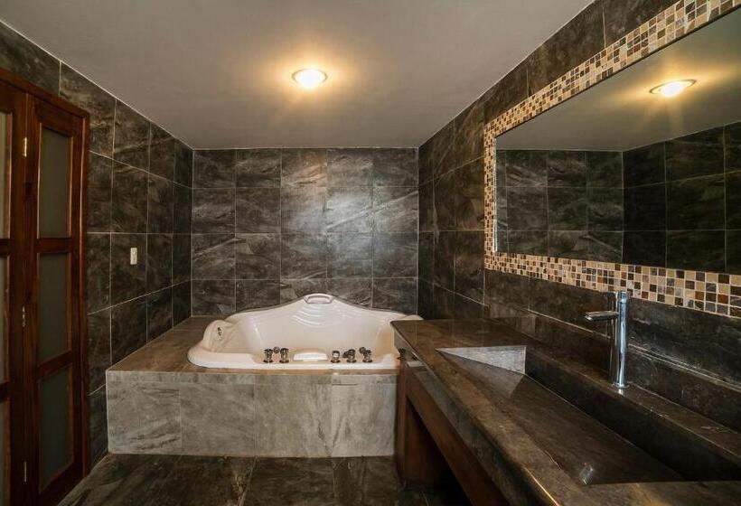 Suite z Hydromasażem, Xiadani Restaurante, Temazcal & Spa