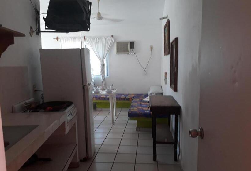 إستوديو قياسى, Y Bungalows Islas Careyes