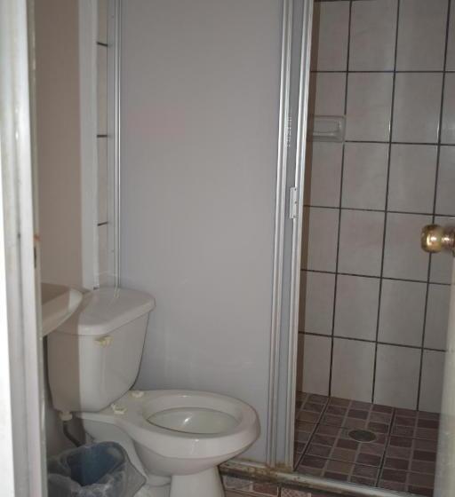 غرفة أساسية ثلاثية, Y Bungalows Islas Careyes