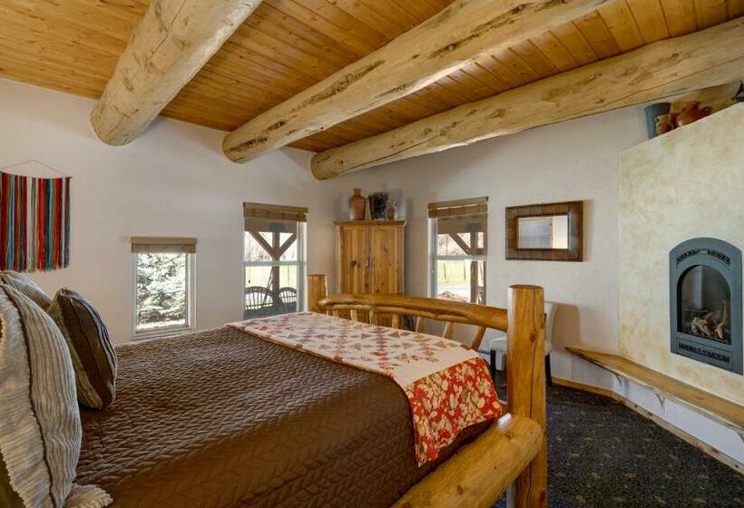 디럭스 스위트, Mariposa Lodge Bed And Breakfast