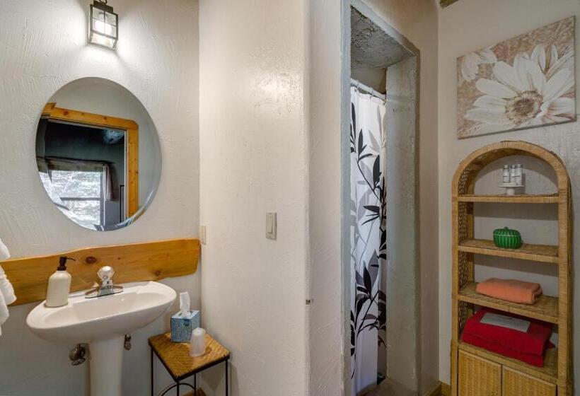 キングサイズベッドのデラックススイート, Mariposa Lodge Bed And Breakfast