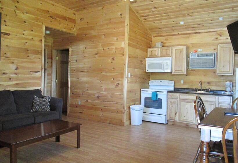 Suite with lake view, Olympian Resort Motel