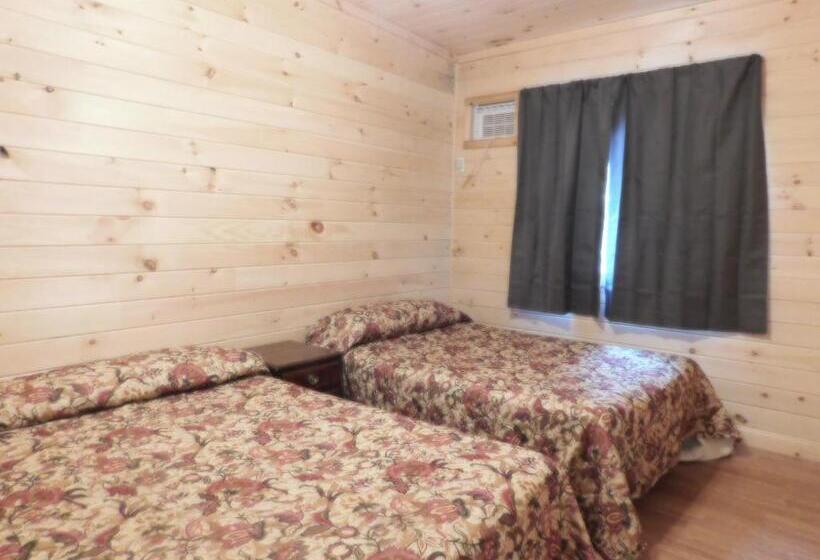 חדר בסיסי לשלושה, Olympian Resort Motel