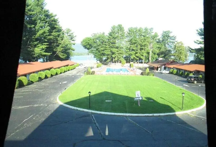 Perhesviitti, Olympian Resort Motel