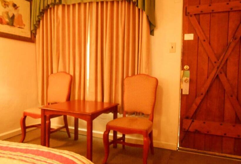 غرفة قياسية فردية, Sands Motel