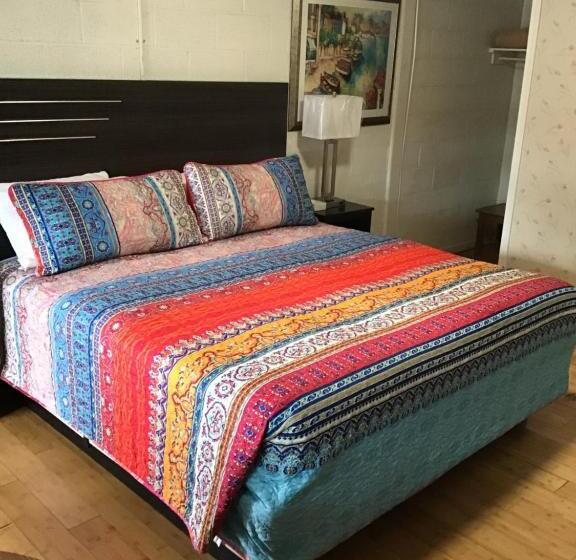 스탠다드 룸 킹사이즈 침대, Starlight Motel