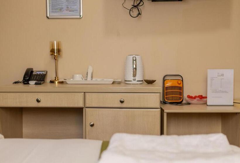 اتاق سوپریور یک تخته, Sun City Hotel & Amuzement Park Soroti