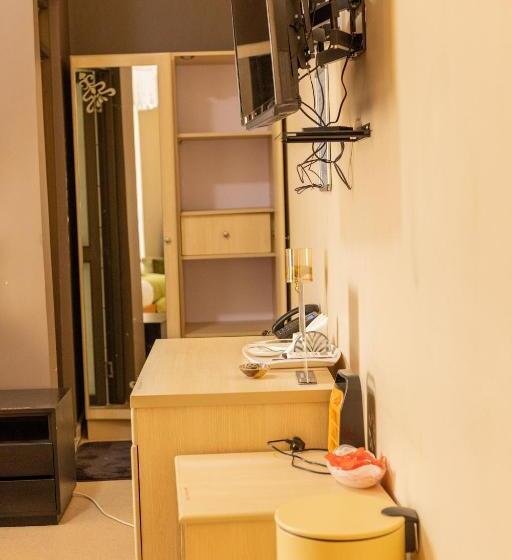 اتاق سوپریور یک تخته, Sun City Hotel & Amuzement Park Soroti