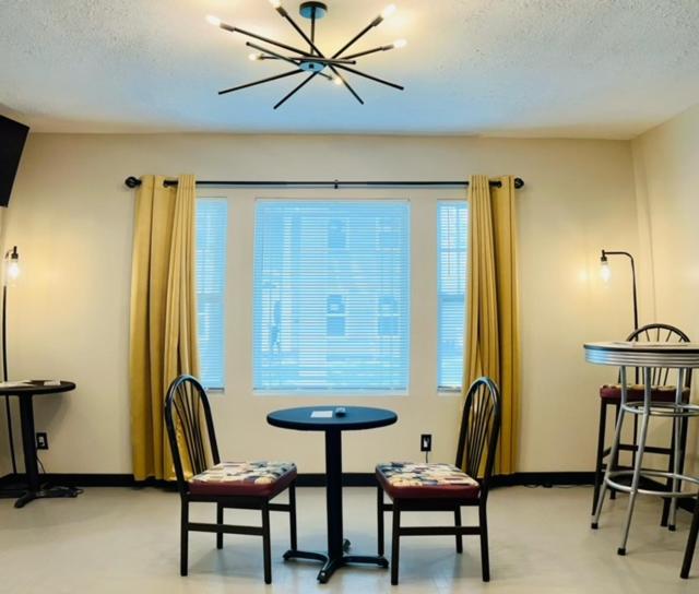 ガーデンビュースイート, Banker On 9th