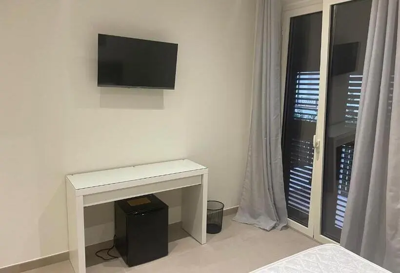スタンダードルーム, Maraneri Rooms