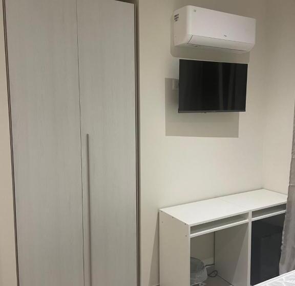 חדר סטנדרט לשלושה, Maraneri Rooms