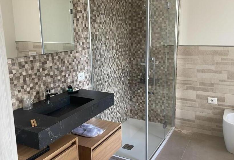 Номер Стандарт Трехместный, Maraneri Rooms