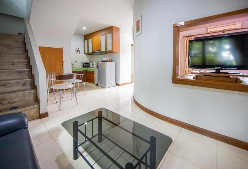 패밀리 스튜디오, ชญาดา การ์เด้นเฮาส์ & รีสอร์ท