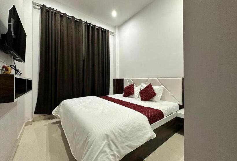 Deluxe Room, Cable Car