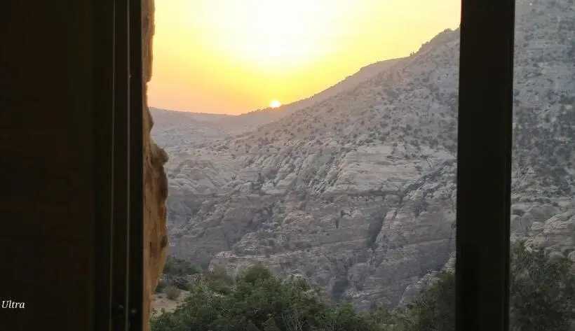 اتاق استاندارد با چشمانداز کوهستان, Dana Horizon