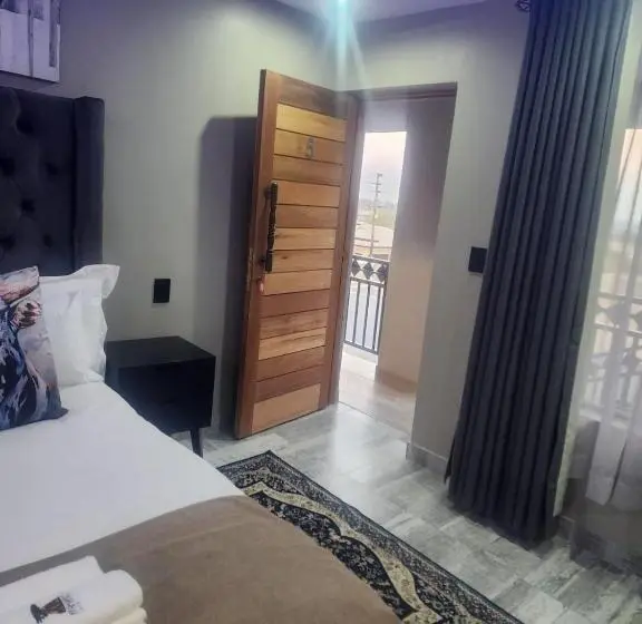 デラックススイート, Nyamankulu Guest Lodge
