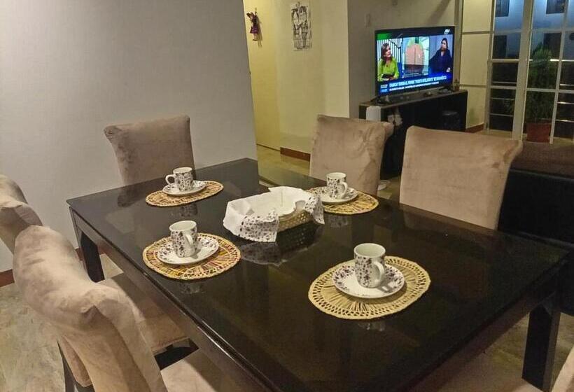 آپارتمان 1 خوابه با چشمانداز, Krammer Condo And