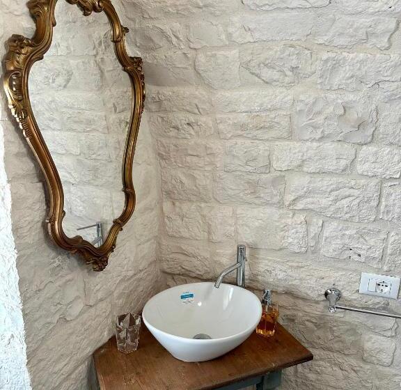 标准间, Operà B&b