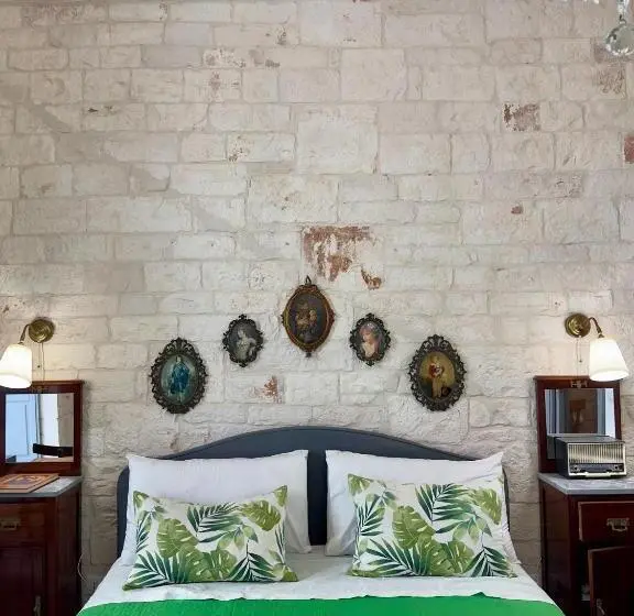 اتاق استاندارد با بالکن, Operà B&b