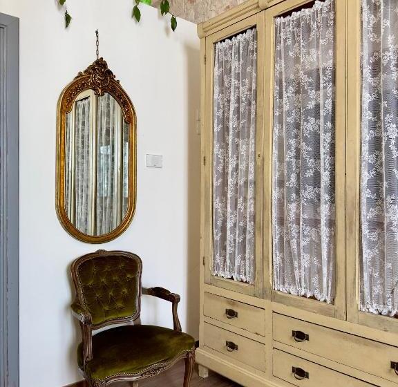 Номер Стандарт с Балконом, Operà B&b