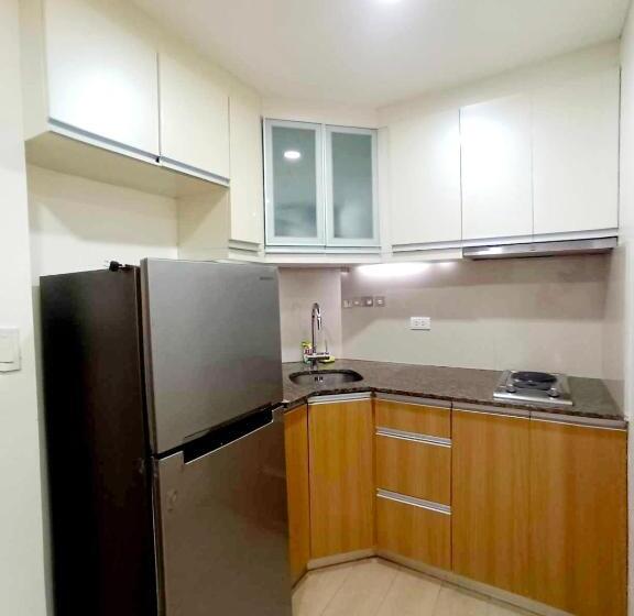 Family Studio, Palm Tree Infront Naia 3