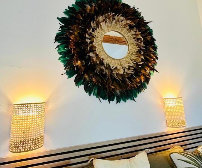 غرفة قياسية مطلّة علي حمام السباحة, Le Mas D Emilienne