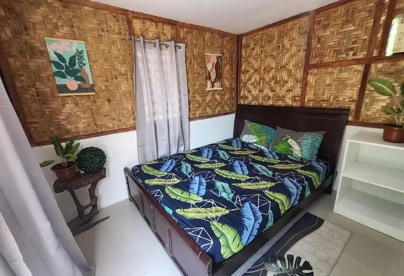 Familjerum, Nipaville Camphouse