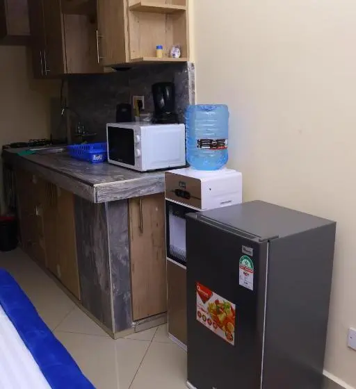 استودیوی استاندارد, Ck Homes