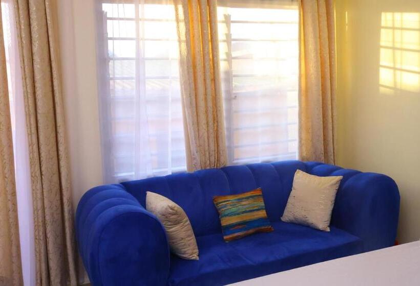 Estudio Estàndard, Ck Homes