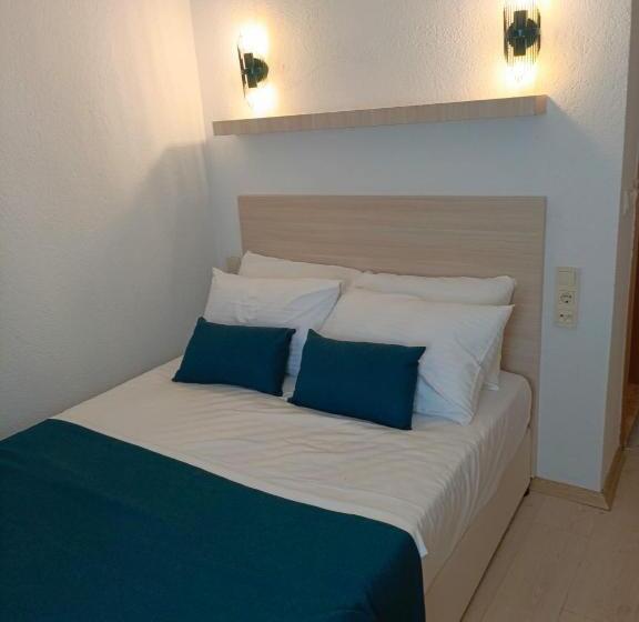 اتاق استاندارد, Mia Hill Suites