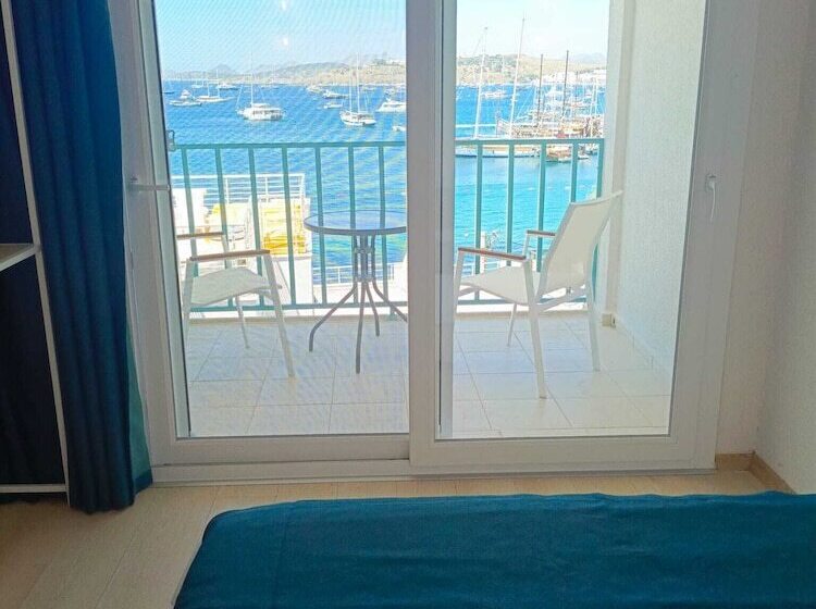 اتاق استاندارد با چشمانداز دریا, Mia Hill Suites