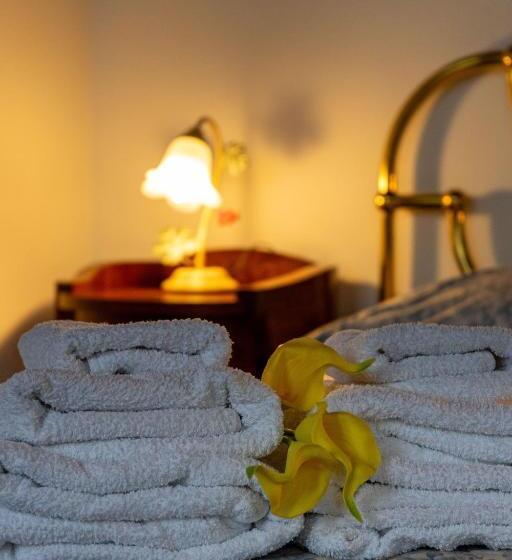 חדר סטנדרט לארבעה, B&b Da Monsignore