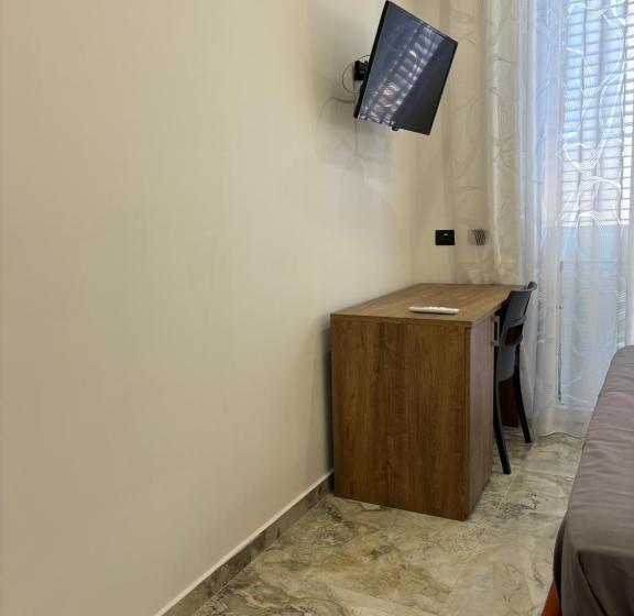 اتاق استاندارد سه نفره, B&b Saint Vincent