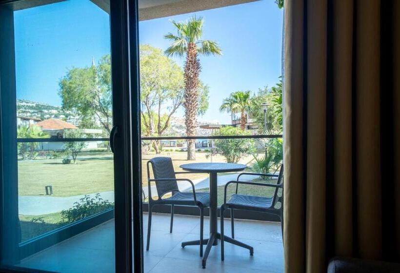 غرفة ديلوكس ثلاثية, Mare Alba