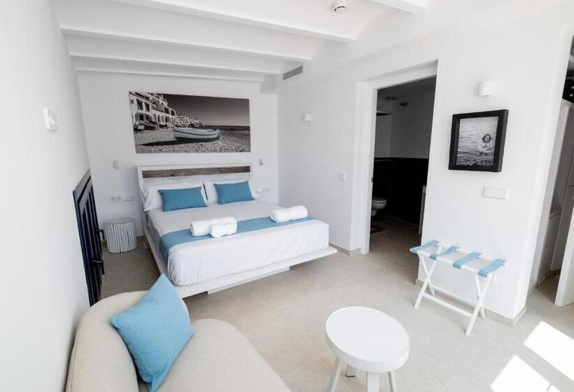Suite with Pool, Boutique Es Blau