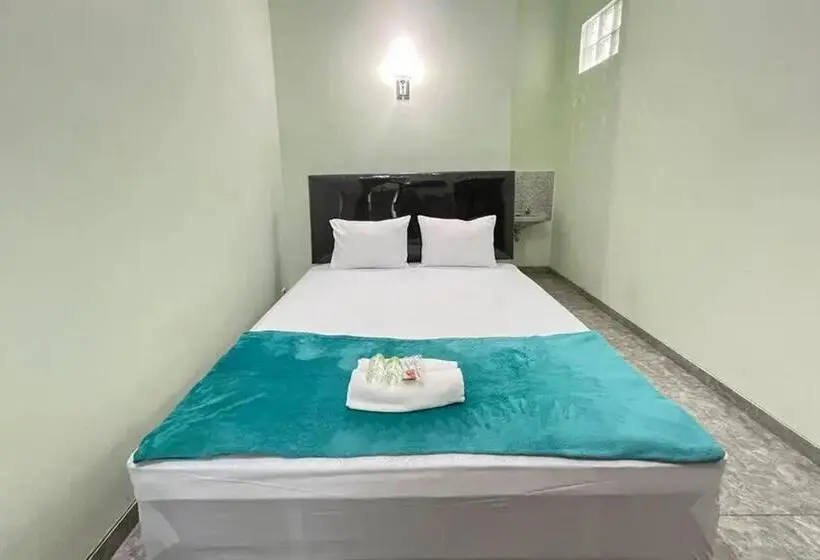 スタンダードルーム, Trubus Guesthouse Syariah Magelang Mitra Reddoorz