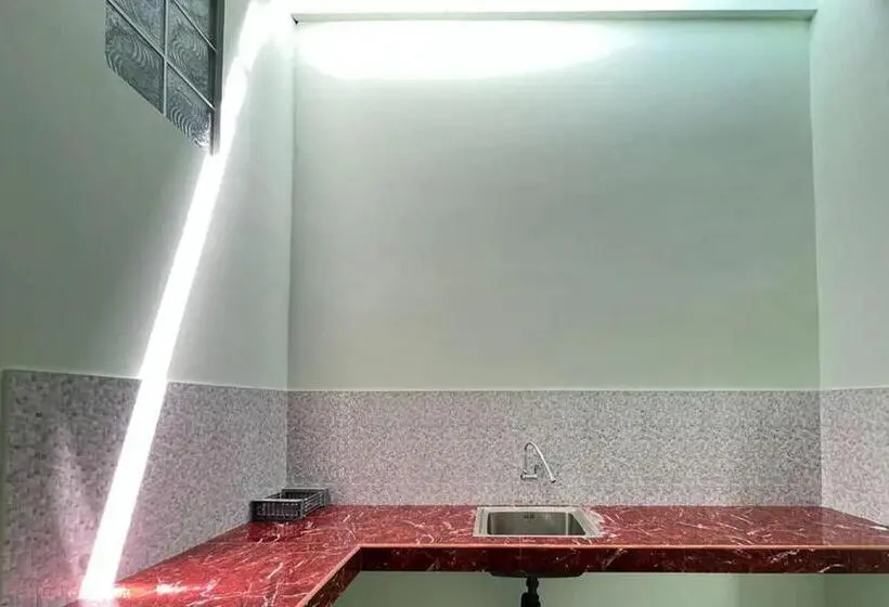 スタンダードルーム, Trubus Guesthouse Syariah Magelang Mitra Reddoorz