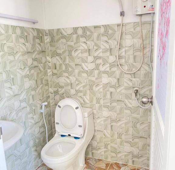 Quarto standart com varanda, มิ่งเคียงมณีรีสอร์ท