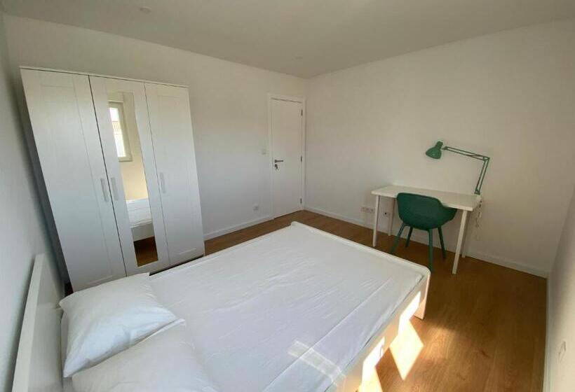 스탠다드 룸 공동 욕실, Carcavelos Beach Shared Serviced Apartment 12