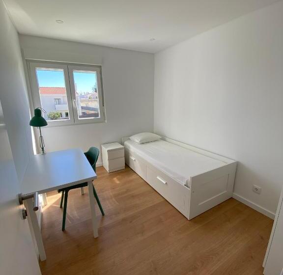 스탠다드 싱글 룸 공동욕실, Carcavelos Beach Shared Serviced Apartment 12