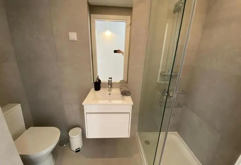 اتاق استاندارد یک تخته با سرویس بهداشتی مشترک, Carcavelos Beach Shared Serviced Apartment 12