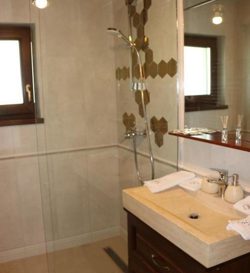 １ベッドルームのデラックスアパートメント, Domeniul Mortasifu