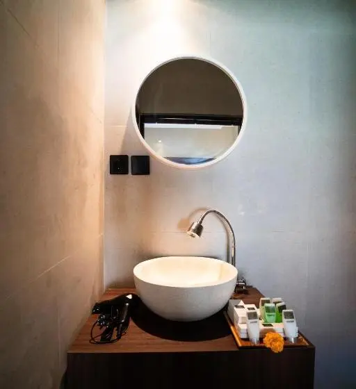 キングサイズベッドのデラックスルーム, Tut Winten Villa Ubud