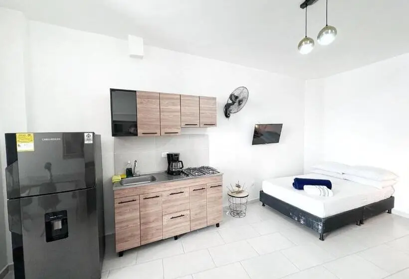 استودیوی استاندارد, Apartahotel Circunvalar Por Parceros Group