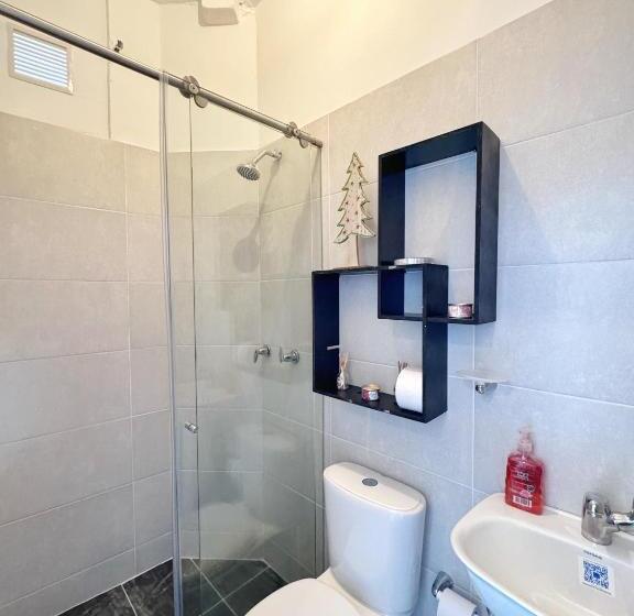 استودیوی استاندارد, Apartahotel Circunvalar Por Parceros Group