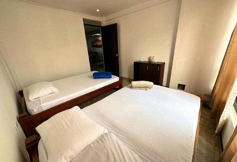 דירת חדר עם טרסה, Apartahotel Circunvalar Por Parceros Group