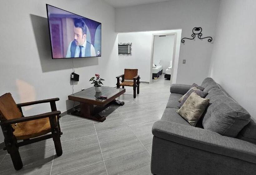 آپارتمان لوکس 2 خوابه, Apartahotel Circunvalar Por Parceros Group