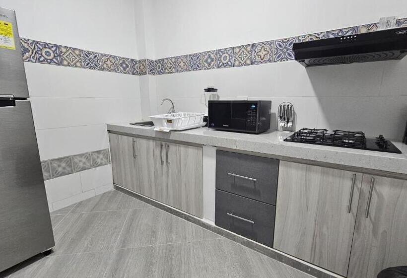 آپارتمان لوکس 2 خوابه, Apartahotel Circunvalar Por Parceros Group